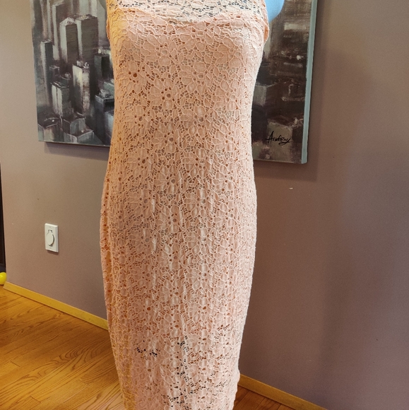 Thyme Maternity Peach Eyelet dress - Picture 2 of 8